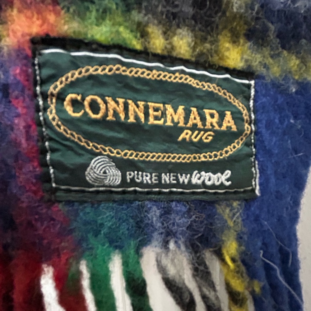 Vintage Connemara Rug
100% Wool Blanket with Fringe - Picture 7 of 12